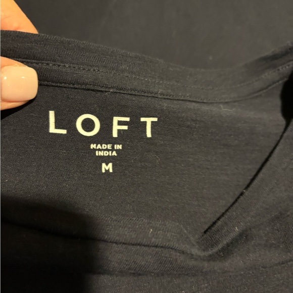 Women's LOFT Short Sleeve Top Navy Blue Size Medium - Picture 2 of 8